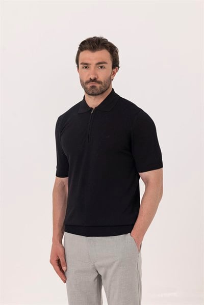 Siyah Reglan Fermuarlı Polo Yaka Triko T-shırt