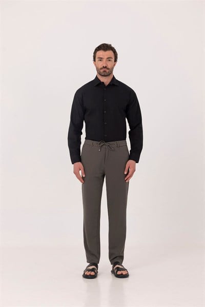 Siyah Regular Fit Keten Görünümlü %100 Pamuk Gömlek