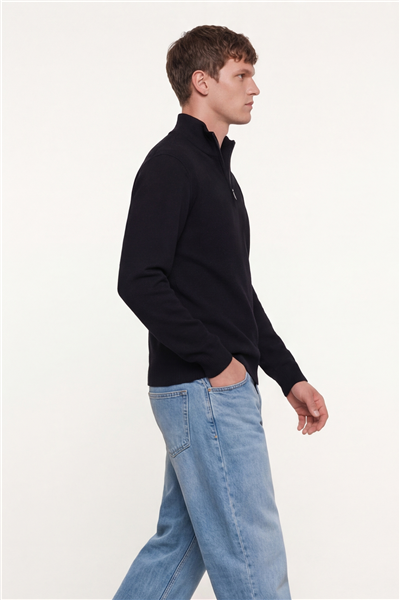 Erkek Siyah Normal Kesim Regular Fit Yünlü Fermuarlı Dik Yaka Triko Kazak