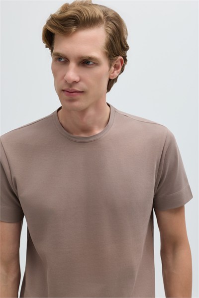 Erkek Taba Normal Kesim Regular Fit %100 Pamuk Dokuma Bisiklet Yaka Basic T-Shirt