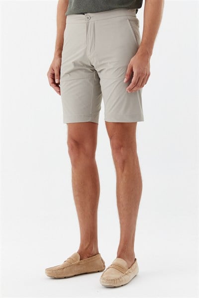 Taş Regular Fit Pamuklu Yan Cepli Normal Bel Bermuda Şort