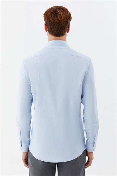 Erkek Açık Mavi Çizgili Poligotlu Yaka Slim Fit Gömlek