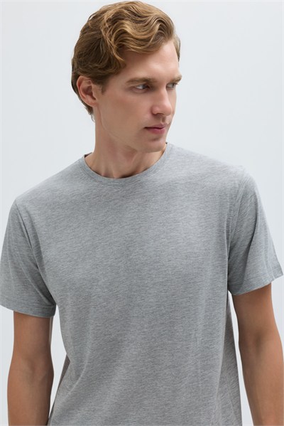 Gri %100 Pamuk Bisiklet Yaka Düz Renk Basic T-Shirt