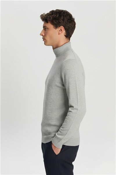 Gri Regular Fit Pamuklu Yarım Balıkçı Yaka Erkek Triko Kazak