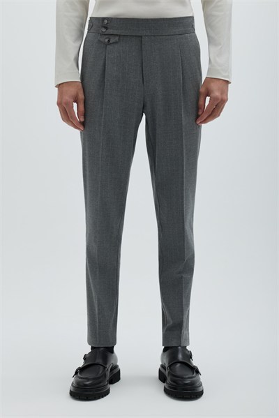 Gri Regular Fit Yan Tokalı Pileli Erkek Pantolon