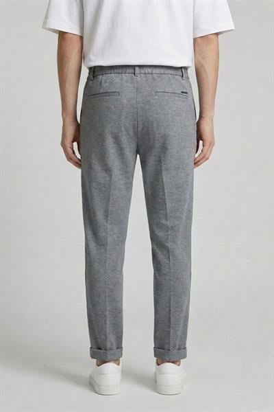 Giotelli Erkek Gri Dar Kesim Slim Fit Viskon Kemerli Bel Duble Paça 6 Drop Pantolon