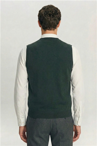 Giotelli Erkek Haki Dar Kesim Slim Fit Viskon Sivri Yaka Düğmeli Fleto Kapaklı Cep Çift Yırtmaçlı Tam Astarlı 6 Drop Triko Yelekli Takım Elbise