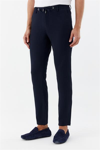 Erkek Lacivert Normal Kesim Regular Fit Viskon Yan Cep Lastikli Bel Jogger Pantolon