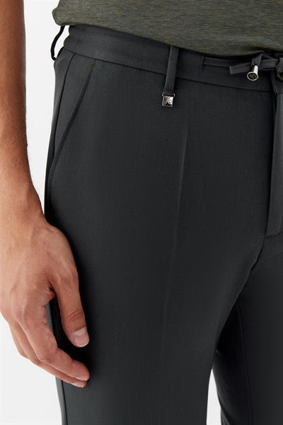 Erkek Zümrüt Dar Kesim Slim Fit Dokuma Yan Cep Jogger Pantolon