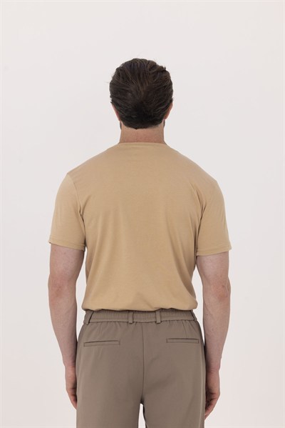 Kahve %100 Pamuk Bisiklet Yaka Düz Renk Basic T-Shirt