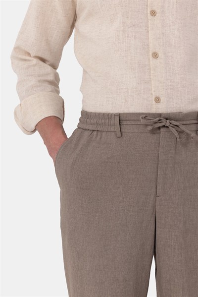 Kahverengi Dokulu Arka Lastikli Köprü Kemerli Bağcıklı Slim Fit Jogger Pantolon