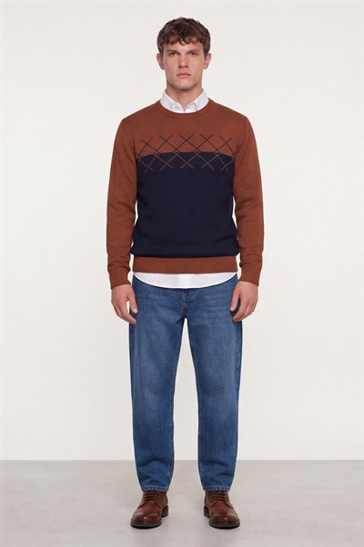 Erkek Kiremit-Siyah Normal Kesim Regular Fit Yünlü Dokuma Desenli Triko Kazak