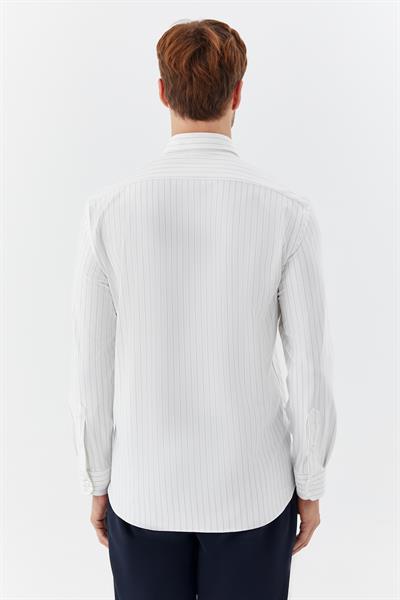 Beyaz-Siyah Klasik Yaka Çizgili Erkek Gömlek
