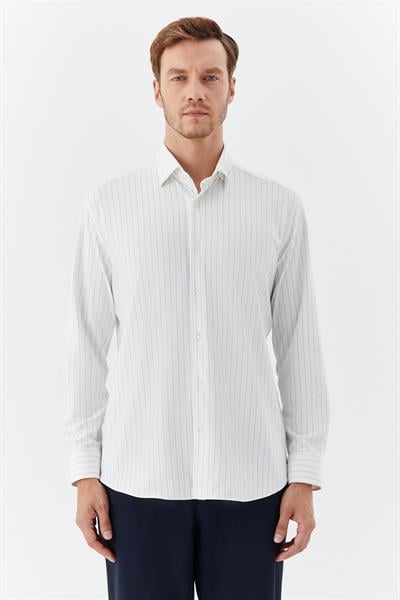 Beyaz-Siyah Klasik Yaka Çizgili Erkek Gömlek