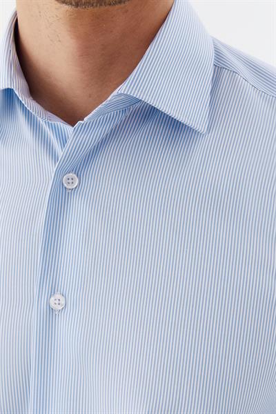 Erkek Mavi Çizgili Klasik Yaka Regular Fit Gömlek