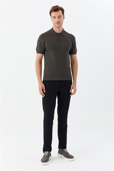 Koyu Yeşil Regular Fit Göğüs Nakış Detaylı Polo Yaka Triko T-shirt