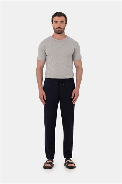 Lacivert Dokulu Arka Lastikli Köprü Kemerli Bağcıklı Slim Fit Jogger Pantolon