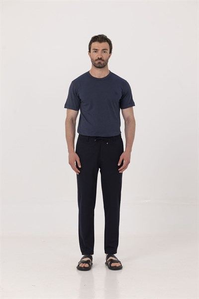 Lacivert Nakışlı %100 Pamuk Bisiklet Yaka Düz Renk Basic T-Shirt