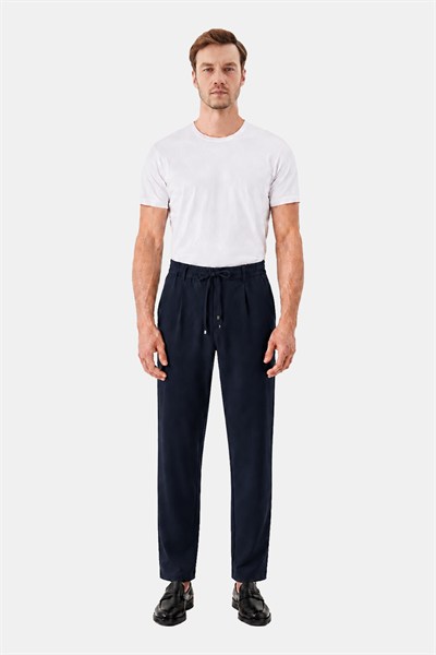 Lacivert Dokulu Arka Lastikli Köprü Kemerli Bağcıklı Slim Fit Jogger Pantolon