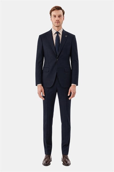 Lacivert Yün Karışımlı Çizgili Sivri Yaka Klasik Paça Tam Astarlı 6 Drop Slim Fit Takım Elbise