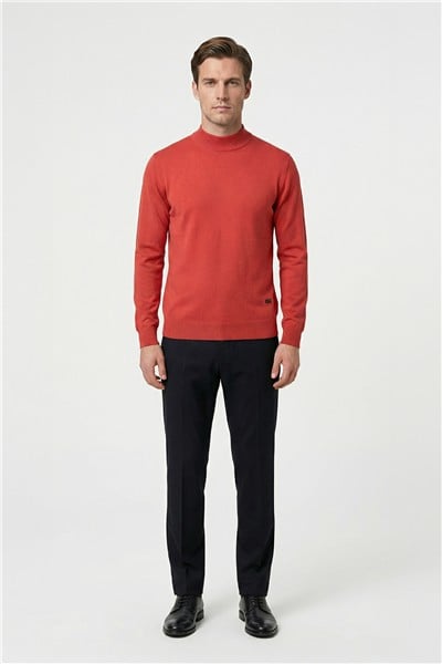 Standart Fit Nar Çiçeği Yün Karışımlı Yarım Balıkçı Yaka Düz Desen Triko Kazak