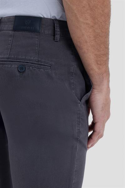 Pamuk Karışımlı Yıkamalı Chino Pantolon Füme