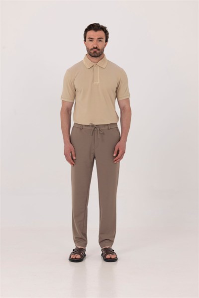 Kum %100 Pamuk Gizli Fermuarlı Polo Yaka T-shirt 