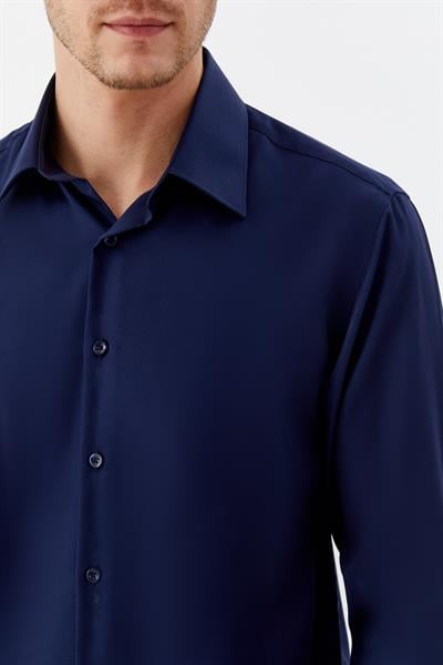 Erkek Lacivert Sivri Yaka %100 Pamuk Regular Fit Uzun Kollu Gömlek