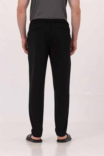Siyah Keten Görünümlü Arka Lastikli Köprü Kemerli Bağcıklı Regular Fit Jogger Pantolon