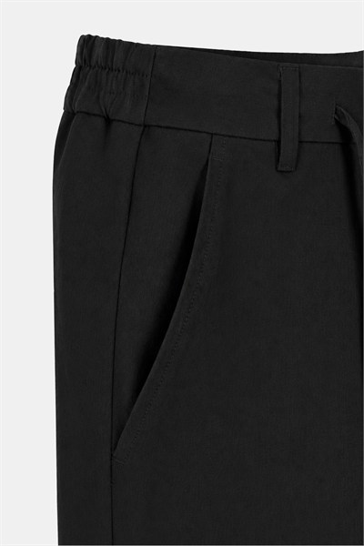 Siyah Keten Görünümlü Arka Lastikli Köprü Kemerli Bağcıklı Regular Fit Jogger Pantolon