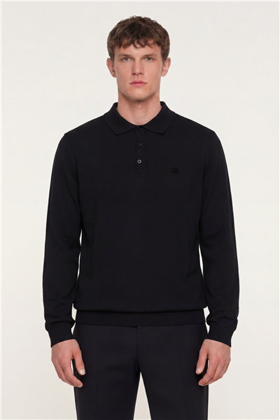 Siyah SABRİ ÖZEL DÜĞMELİ YAKA KAZAK