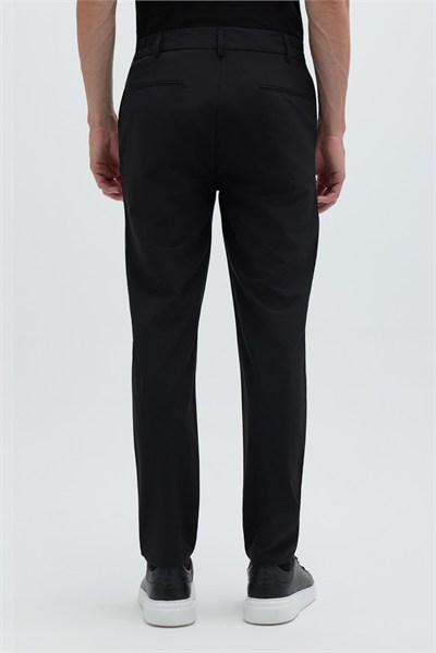 Siyah Slim Fit Bel Bağcıklı Paraşüt Pantolon