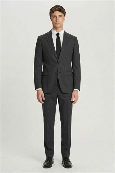 Siyah Yün Karışımlı Çizgili Sivri Yaka Klasik Paça Tam Astarlı 6 Drop Slim Fit Takım Elbise