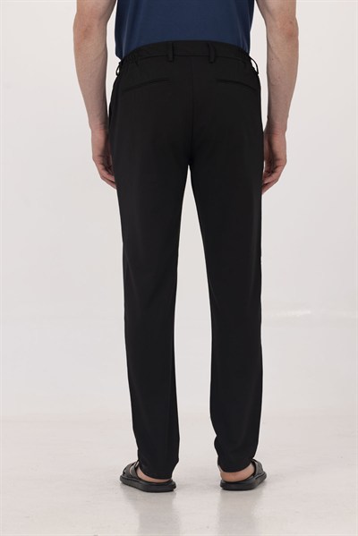 Siyah Yanı Lastikli Köprülü Kemerli Slim Fit Jogger Pantolon