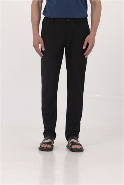 Siyah Yanı Lastikli Köprülü Kemerli Slim Fit Jogger Pantolon
