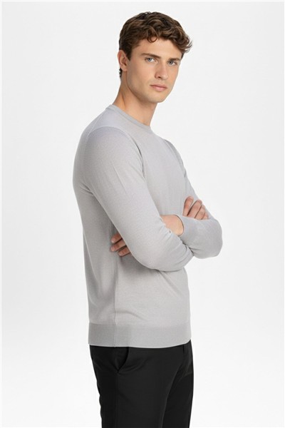 Standart Fit Orta Gri Yün Karışımlı Bisiklet Yaka Düz Desen Triko Kazak