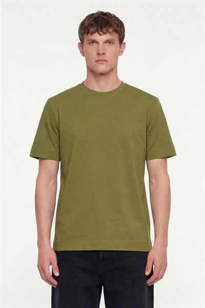 Erkek Fıstık Yeşili Normal Kesim Regular Fit %100 Pamuk Dokuma Bisiklet Yaka Basic T-Shirt