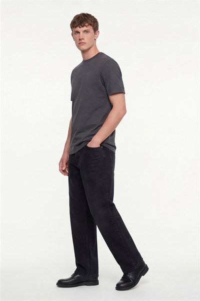 Erkek Füme Normal Kesim Regular Fit %100 Pamuk Dokuma Bisiklet Yaka Basic T-Shirt