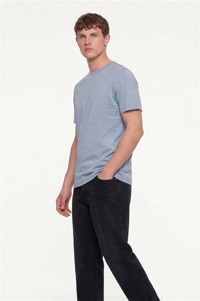Erkek Gri Normal Kesim Regular Fit %100 Pamuk Dokuma Bisiklet Yaka Basic T-Shirt