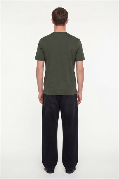 Erkek Koyu Yeşil Normal Kesim Regular Fit %100 Pamuk Dokuma Bisiklet Yaka Basic T-Shirt