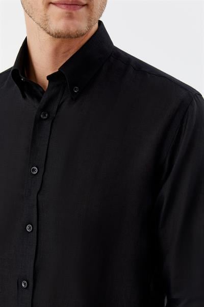 Erkek Siyah Uzun Kollu %100 Keten Regular Fit Düğmeli Yaka Gömlek