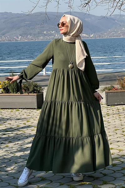 Burcu Yeşil Elbise