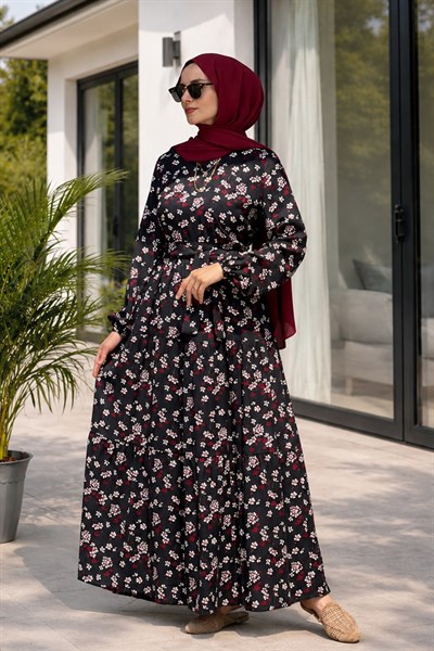 Nilüfer Siyah Elbise