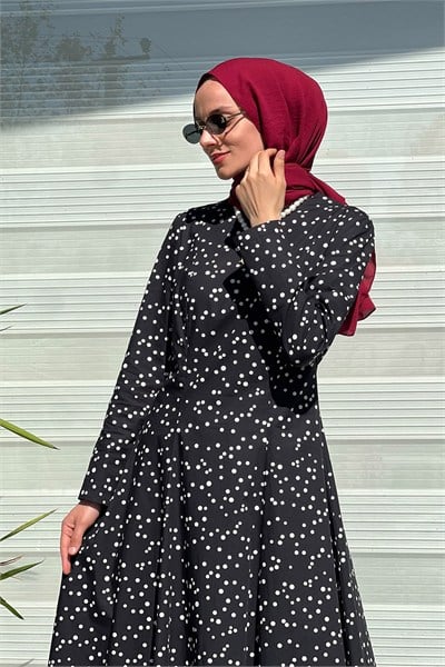 Siyah Puanlı Elbise