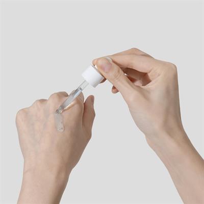 Hyaluronik Asit Ve Centella İçeren Nemlendirici, Dolgunlaştırıcı, Aydınlatıcı Hyaluron Doubleshot Serum 30ml