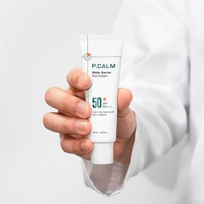 P.Calm Niacinamide ve Madecassoside içeren Yatıştırıcı Etkili Hafif Formüllü Water Barrier Güneş Kremi Spf50+ Pa++++ 50ml