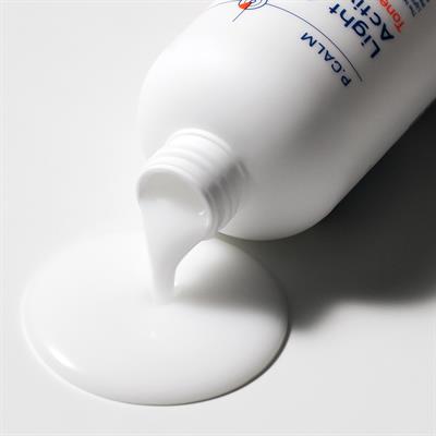 Traneksamik Asit İçeren Akne Skarı Ve Leke Karşıtı, Yenileyici, Yaşlanma Karşıtı Light Active Tonik 200ml