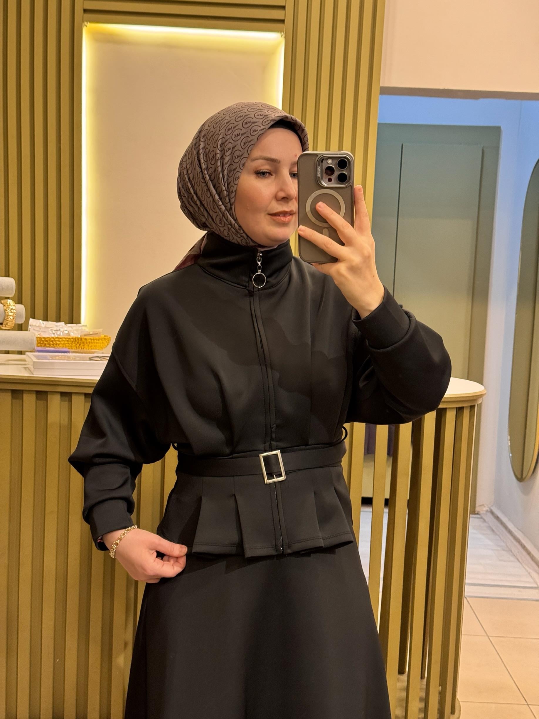 Etekli Lara Takım- siyah