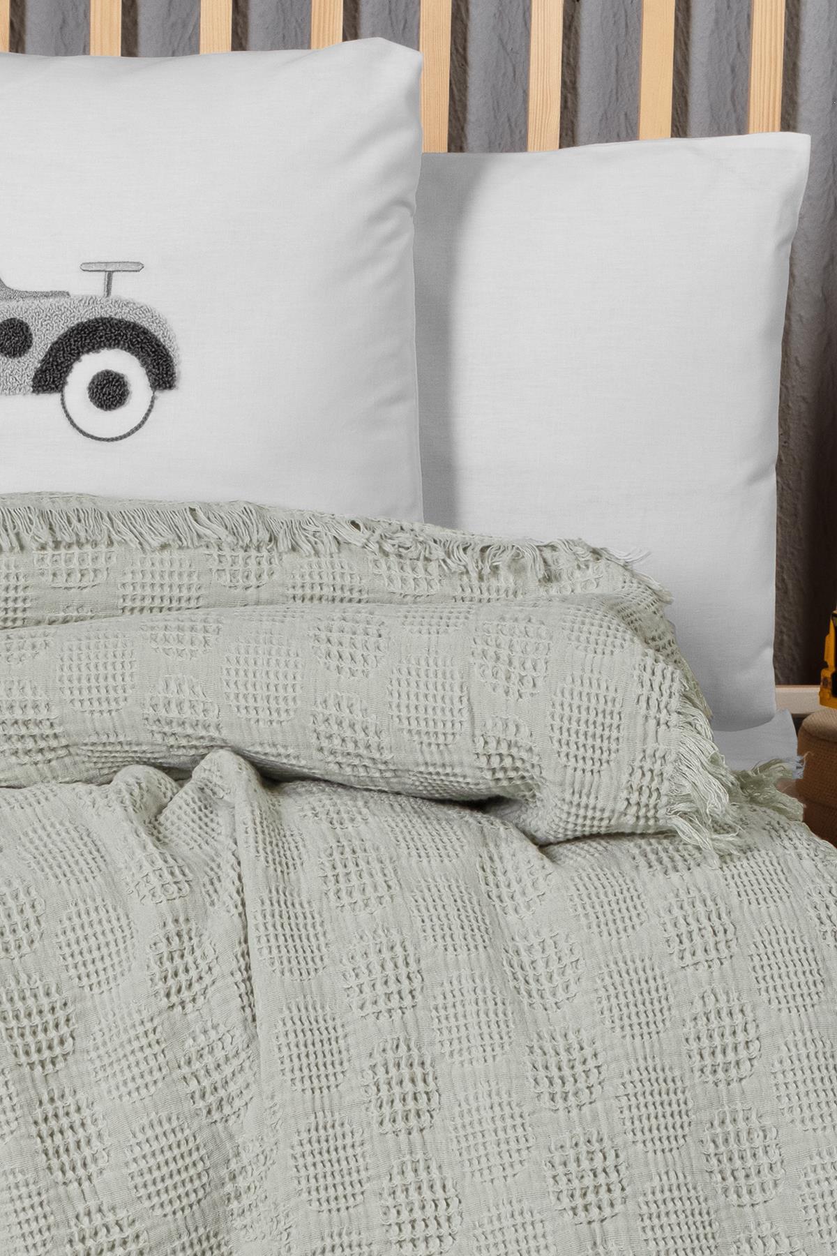Waffle Baby Embroidered Muslin Coverlet Set - Bubble Green