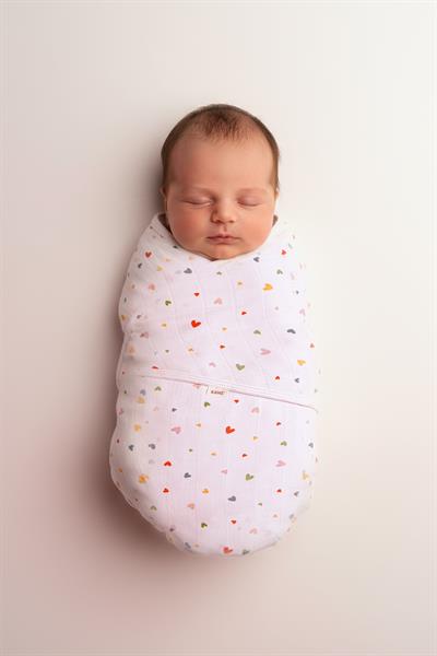 Newborn 100% Cotton Muslin Ready Swaddle with Velcro - Little Hearts